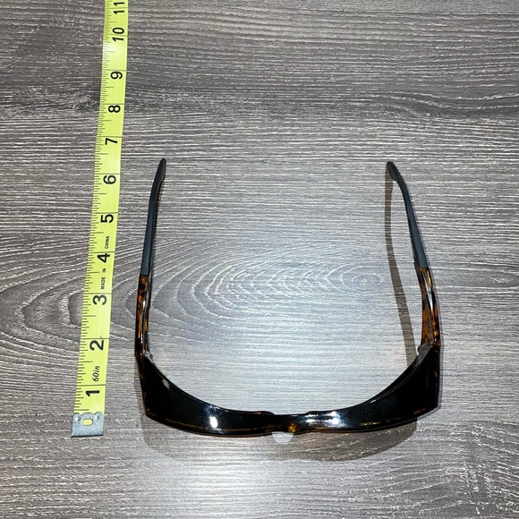 SOLAR SHIELD Tortoise Polarized Lens Advanced UV Protection Sunglasses - Picture 10 of 10